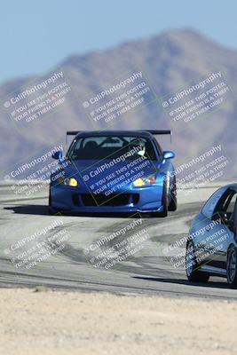 media/Oct-24-2025-Doghouse Garage (Fri) [[783d2ff07a]]/4-Inter-Low/Session 3 (Turn 12)/